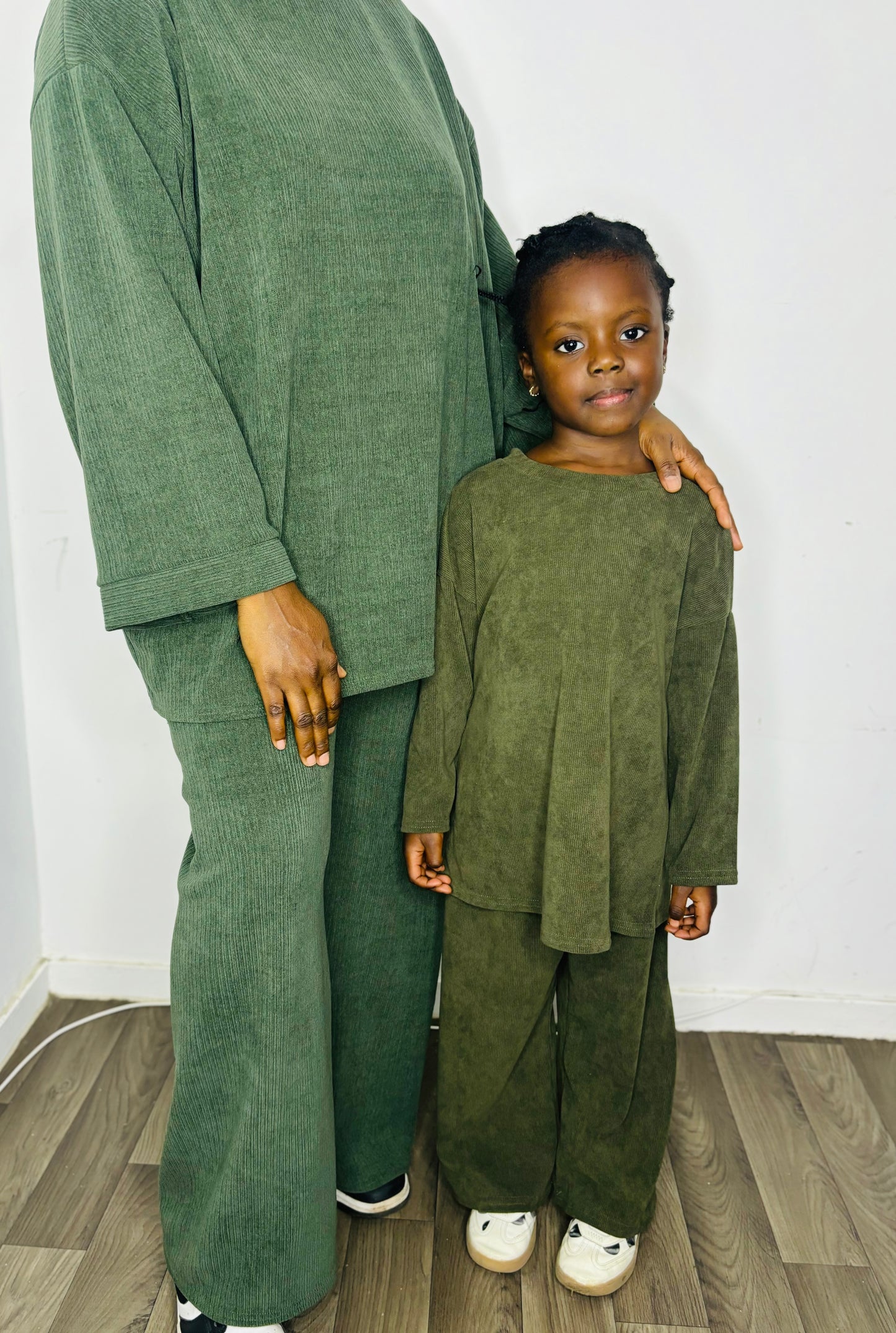 Ensemble pantalon et haut oversize en velours côtelé