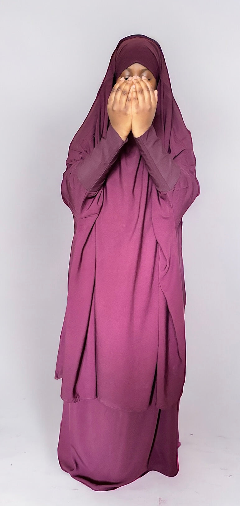 Modèle enfant, ensemble jilbab deux pièces avec jupe