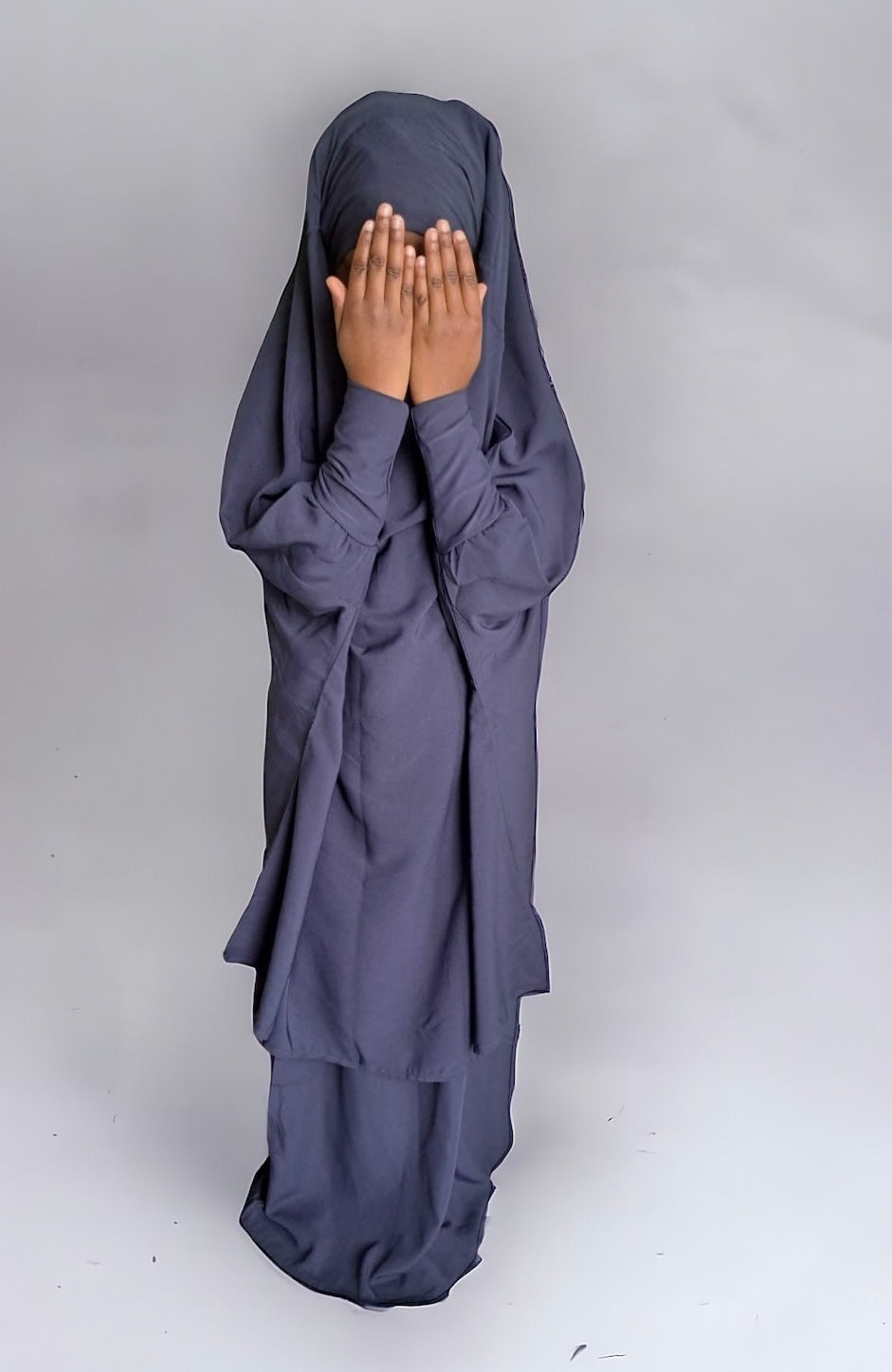 Modèle enfant, ensemble jilbab deux pièces avec jupe