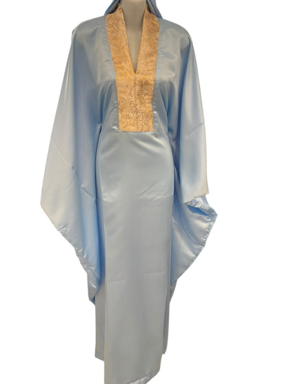 Abaya Satinée Bleu Ciel et nude – Édition Élégance Dorée (Copie)