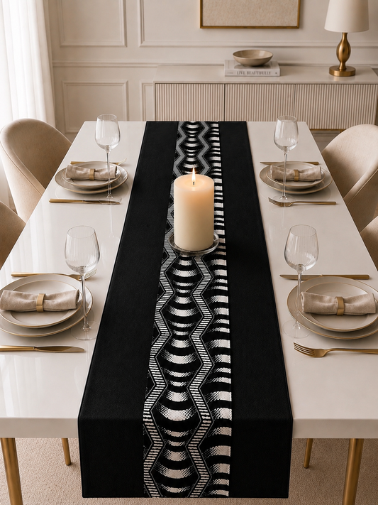 Collection Nani – Chemins de table en simili cuir et wax
