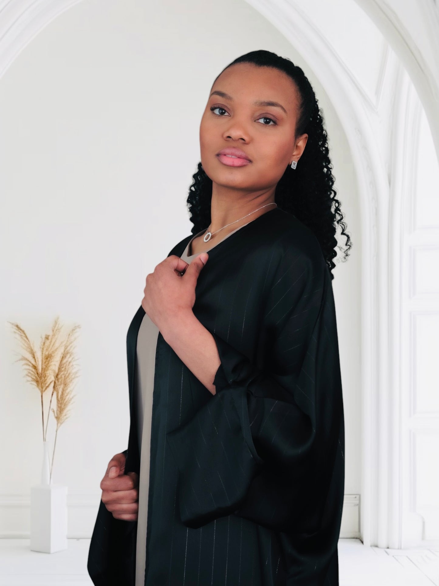 Abaya style kimono satiné « Nayla »