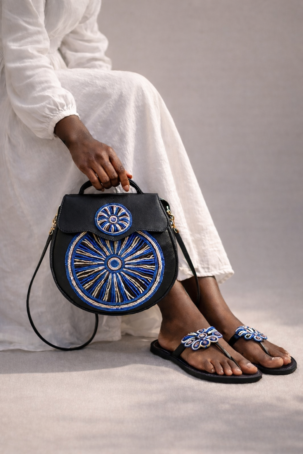 Sandales Azura – Perles Artisanales Bleu & Blanc | Taille 40