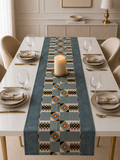 Collection Nani – Chemins de table en simili cuir et wax