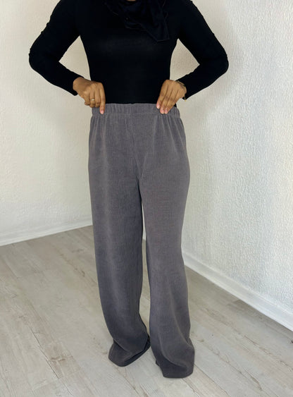 Pantalon oversize en velours côtelé