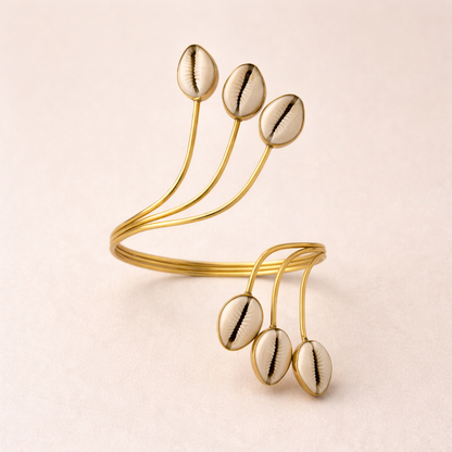 Bracelet Reine Cauri | manchette africaine signature – Mousso Fashion