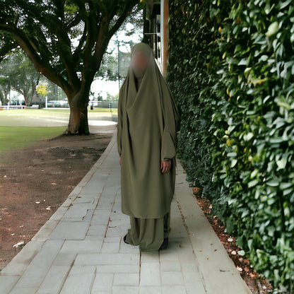 Ensemble jilbab deux pièces avec jupe