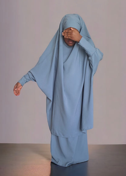 Modèle enfant, ensemble jilbab deux pièces avec jupe