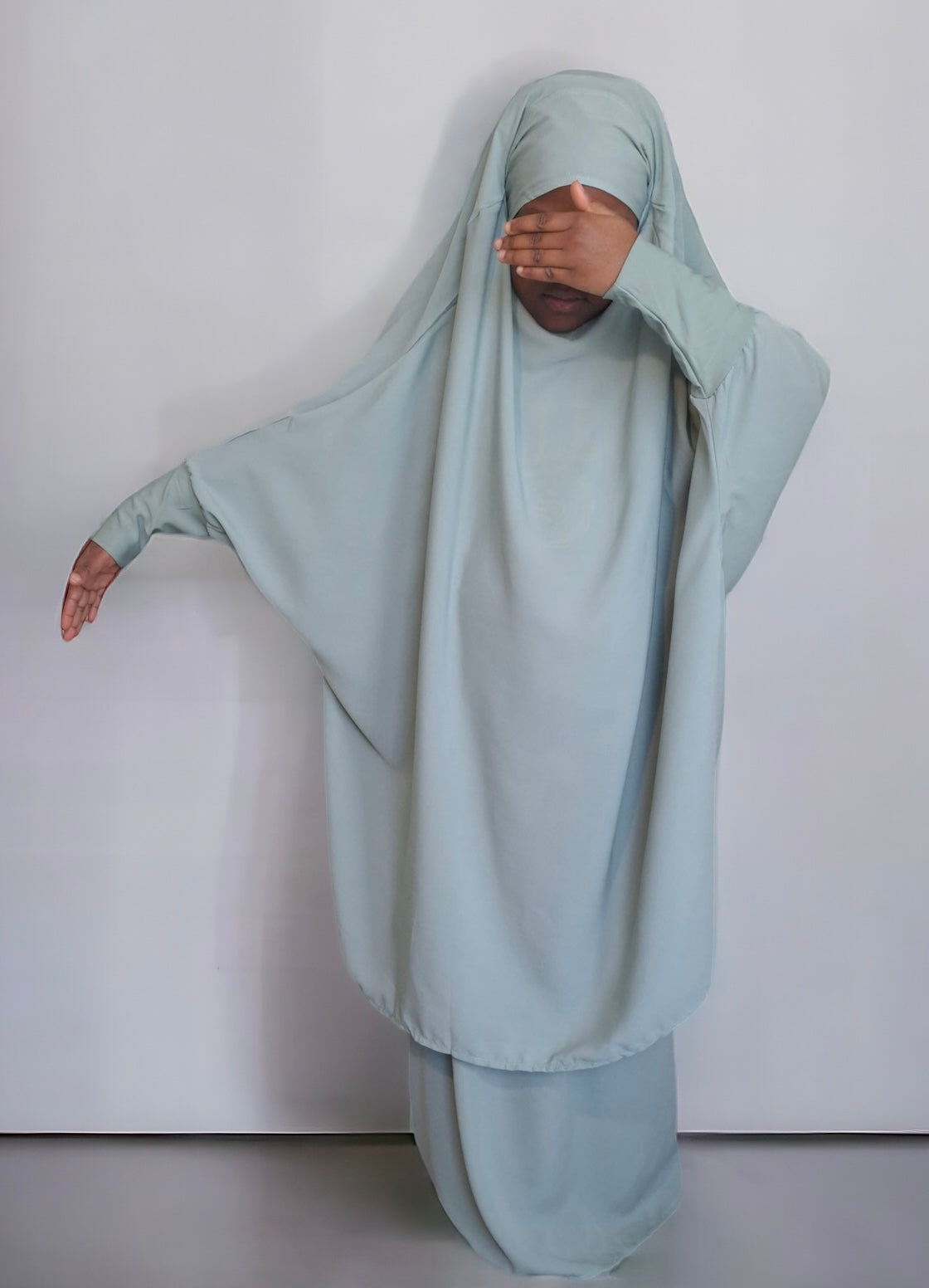 Modèle enfant, ensemble jilbab deux pièces avec jupe